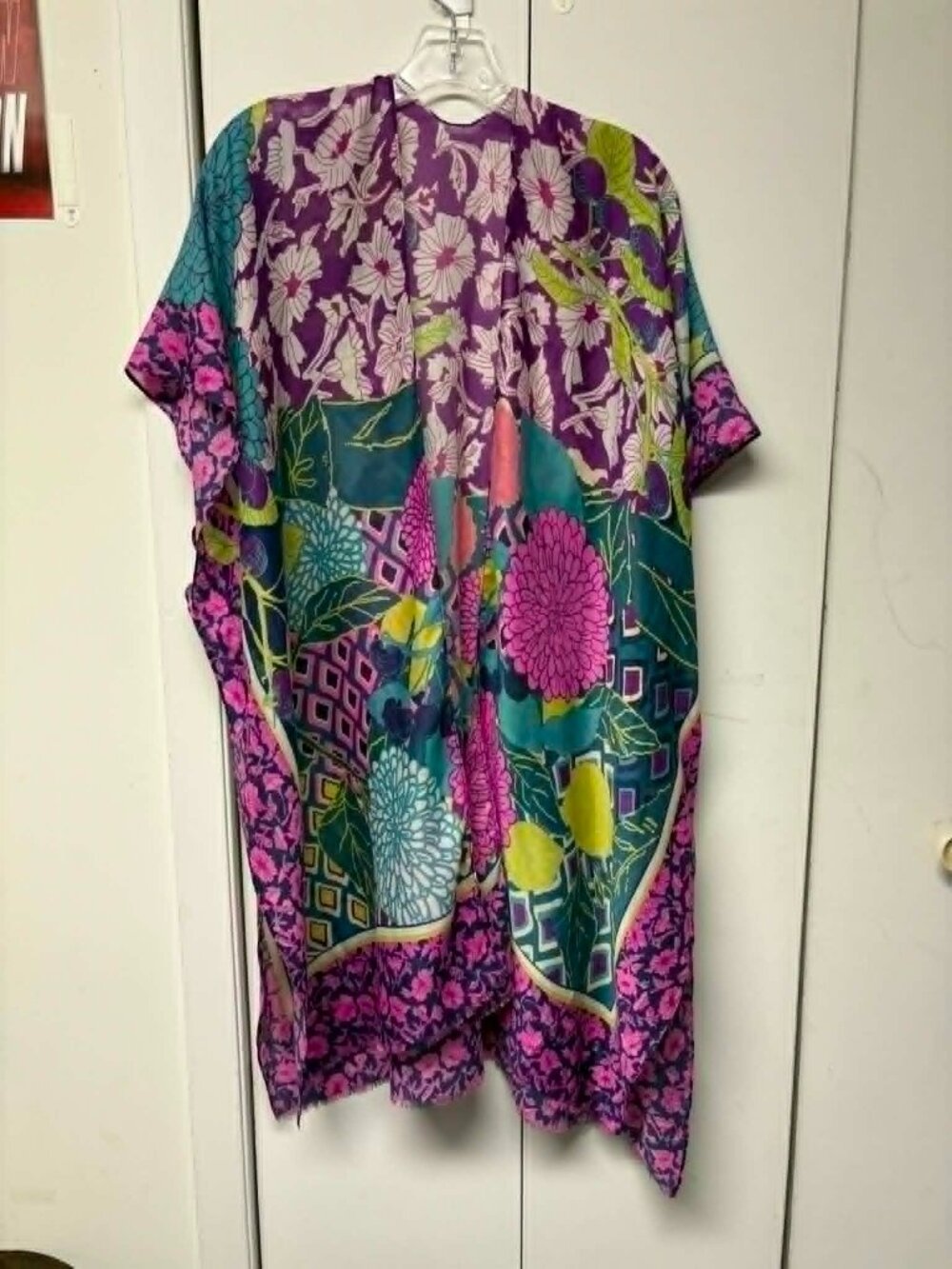 One Size Floral Kimono Unbranded NWOT